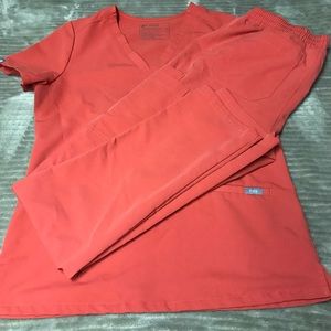 Excellent condition FIGS brand scrubs.